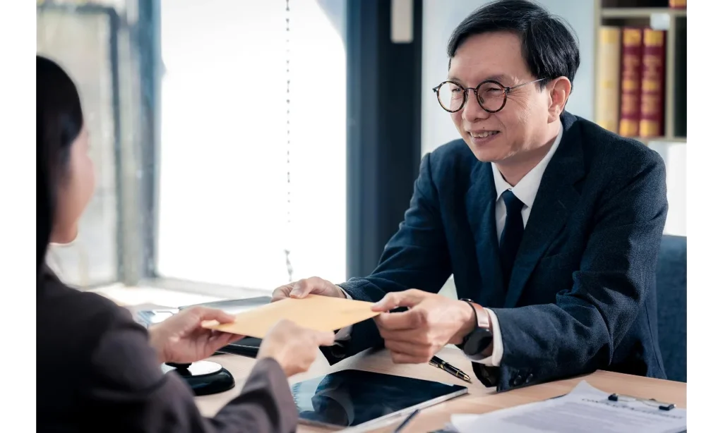 Injury Compensation Attorney: Complete Guide to Claims and Settlements